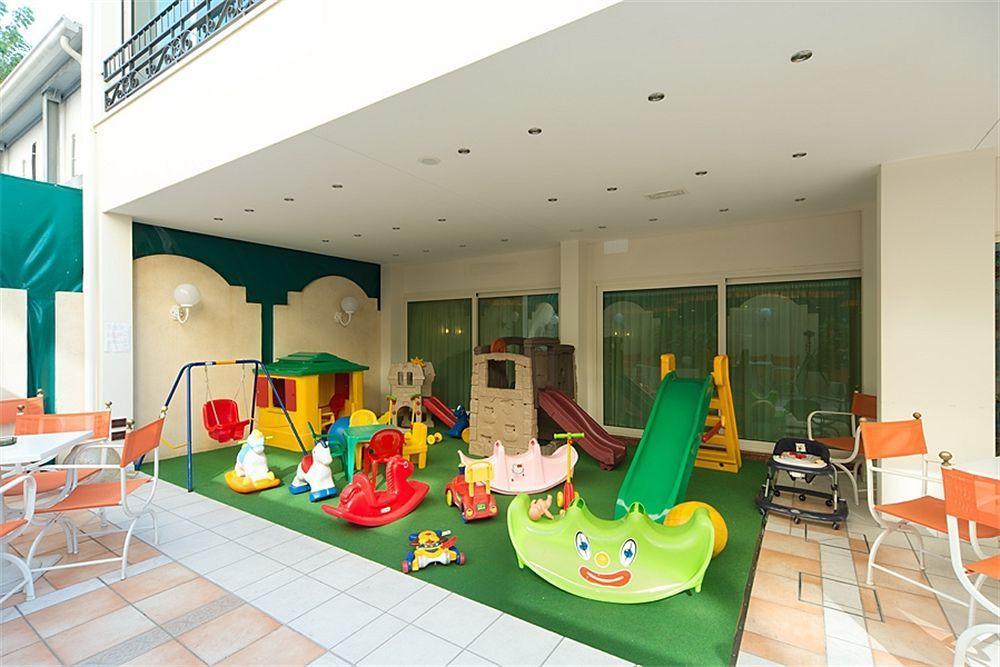 Hotel Smeraldo Cesenatico Zewnętrze zdjęcie