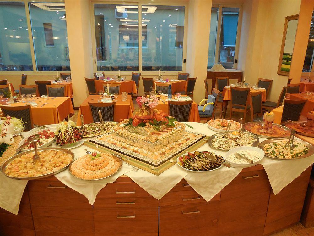 Hotel Smeraldo Cesenatico Zewnętrze zdjęcie