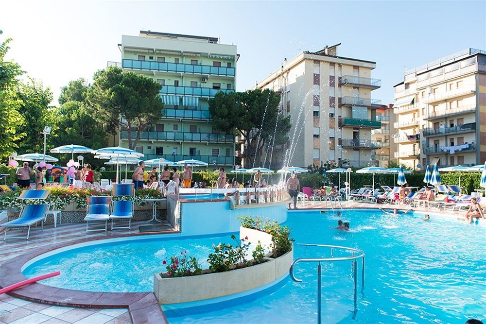 Hotel Smeraldo Cesenatico Zewnętrze zdjęcie